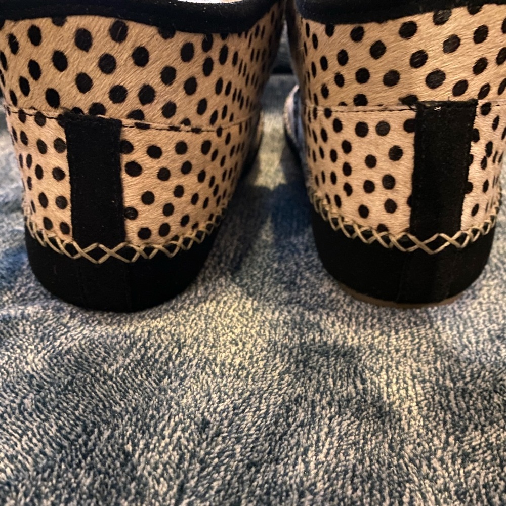 Llani Mini Dot Shearling Moccasins - Picture 8 of 11